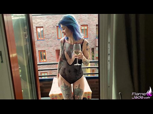 ❤️ Kæmpe pige suger med en sut og knepper lidenskabeligt under åben himmel ❌ Skøn porno at da.com-pornzog.ru